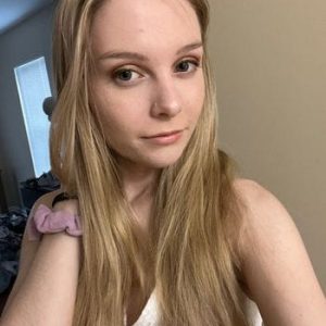 Lily Brooke OnlyFans photos and videos