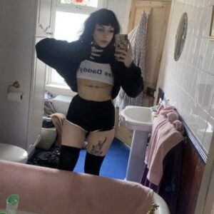 Elizabeth OnlyFans photos and videos