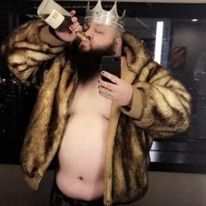 Casper Munoz OnlyFans photos and videos