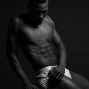 KMRZues OnlyFans photos and videos