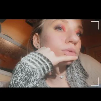 Sakunmei OnlyFans photos and videos