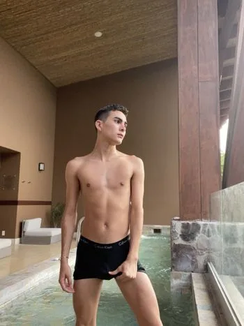 Ramon OnlyFans photos and videos