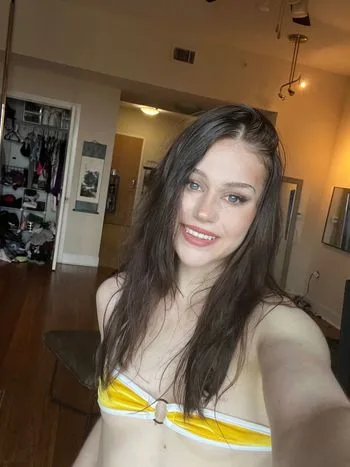Mabel ♥️ OnlyFans photos and videos
