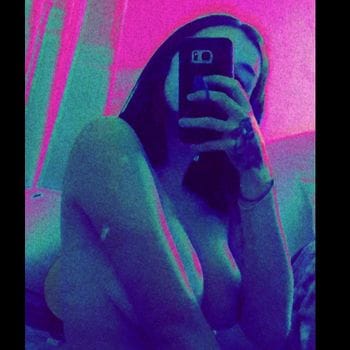 gogo OnlyFans photos and videos