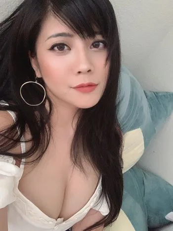 quqco OnlyFans photos and videos
