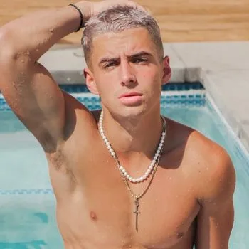 Zach Clayton OnlyFans photos and videos