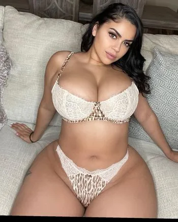 RebeccaJ OnlyFans photos and videos