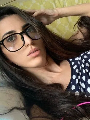 Nina Khalifa OnlyFans photos and videos