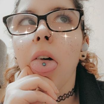 Your Waifu Daenorya OnlyFans photos and videos