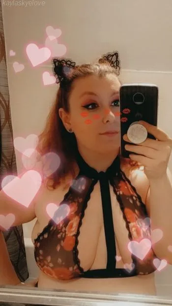 Kayla OnlyFans photos and videos
