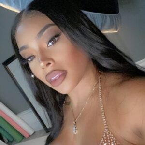 Miss5thave OnlyFans photos and videos