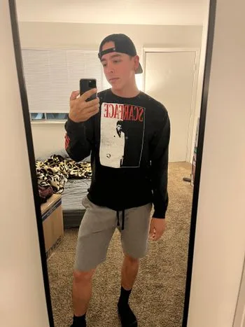 Chase Vallon OnlyFans photos and videos