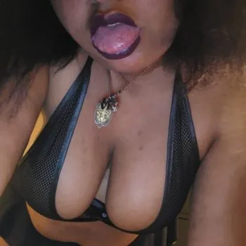 Shy OnlyFans photos and videos