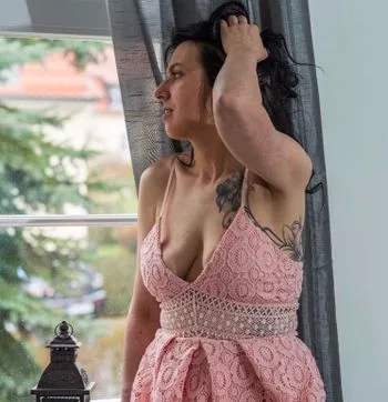 Mature bittersweet Kiss Sunny OnlyFans photos and videos