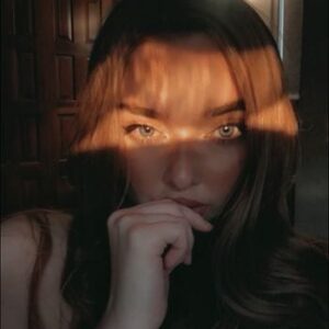 Ella OnlyFans photos and videos