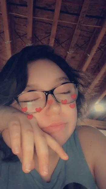 Hannah Huxx OnlyFans photos and videos
