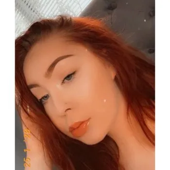 Kaylla OnlyFans photos and videos