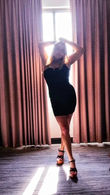 Miss La'sure OnlyFans photos and videos