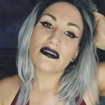 Violet Ventur OnlyFans photos and videos
