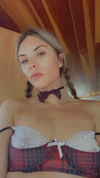 Cora☆Star OnlyFans photos and videos