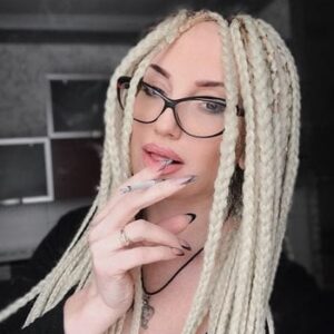 BadAssBitch Kinky MOMMY OnlyFans photos and videos