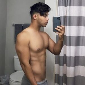 Yamil.xl OnlyFans photos and videos