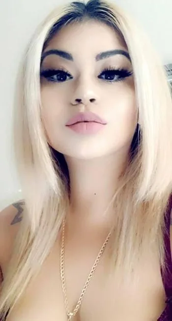 Txna Snow OnlyFans photos and videos