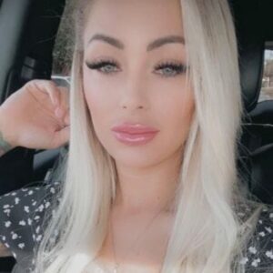 Lorin Roze OnlyFans photos and videos