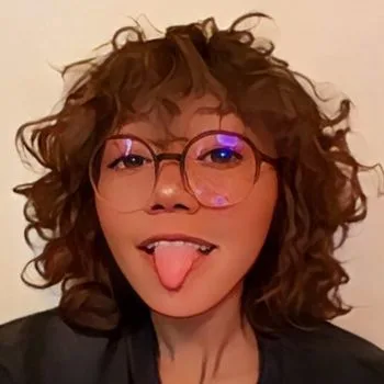 Sugrr - Vivi OnlyFans photos and videos