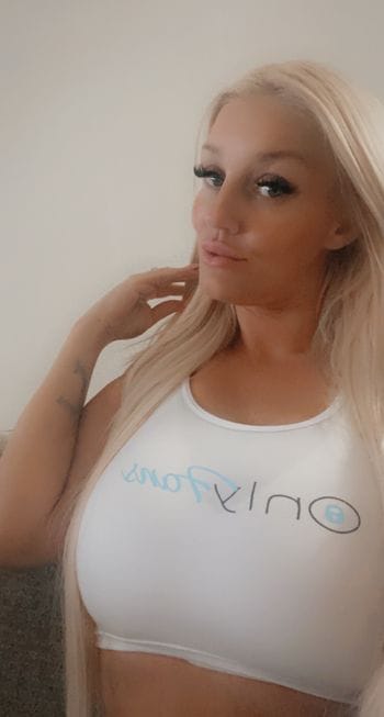 Aspen OnlyFans photos and videos