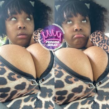 Tips get my attention papi OnlyFans photos and videos