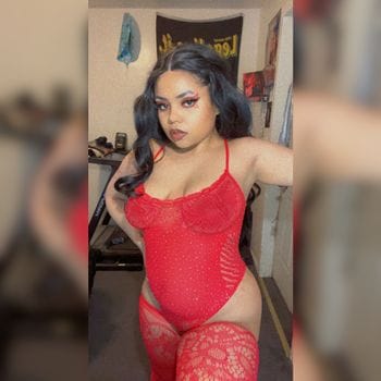 Skarlette Thorns OnlyFans photos and videos