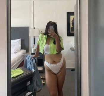Frankie OnlyFans photos and videos