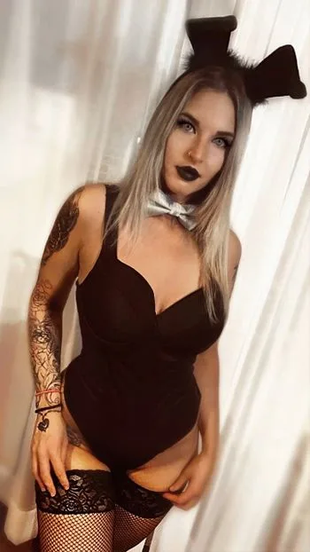 ⭐️ H⃟L⃞O⃟ ⭐️ OnlyFans photos and videos